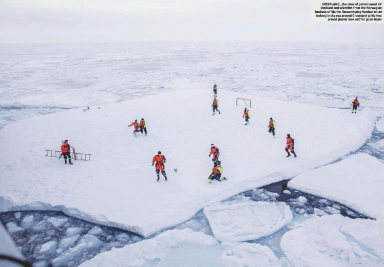 چرا فوتبال این‌قدر محبوب است؟